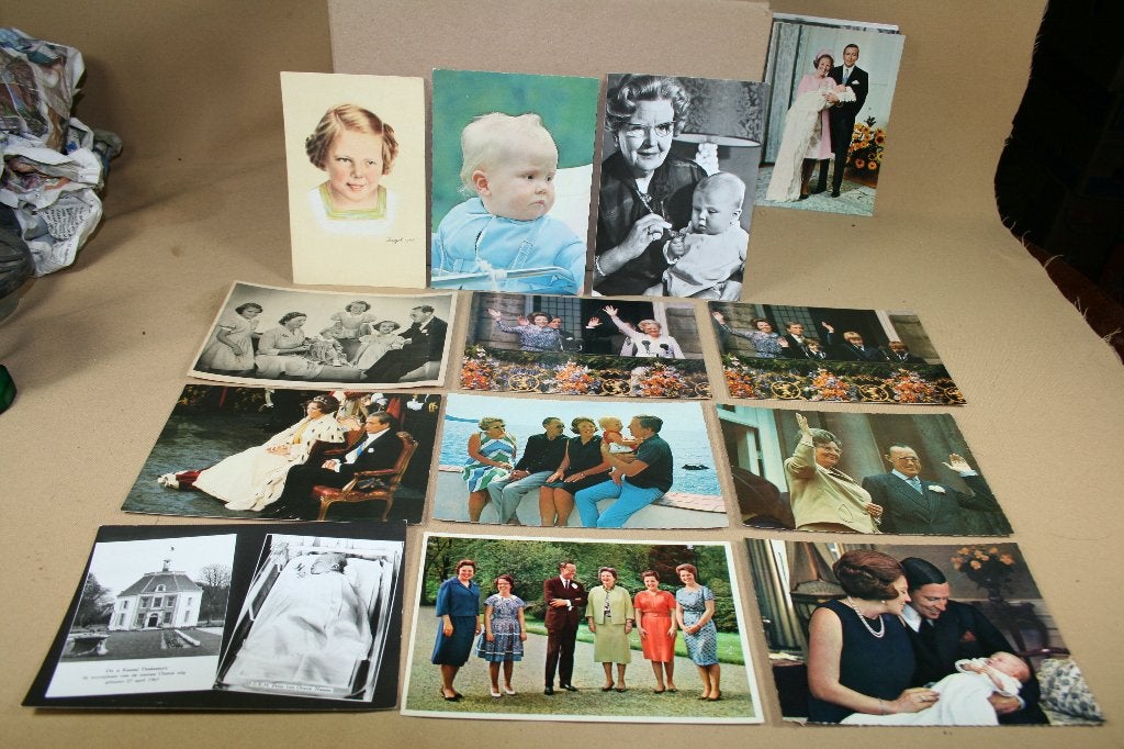 24 aanzicht kaarten Koninklijk huis, Verzamelen, Koninklijk Huis en Royalty, Gebruikt, --, Kaart, Foto of Prent, Ophalen of Verzenden