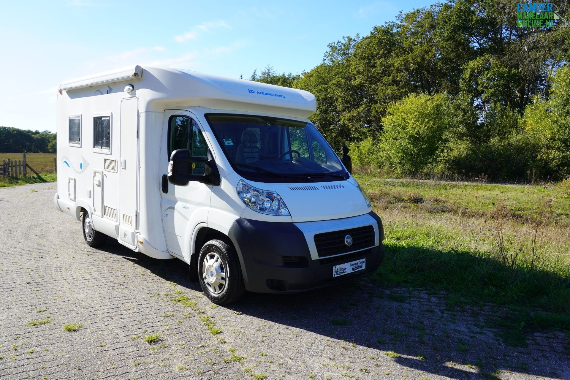Moncayo Silver 740, Caravans en Kamperen, Overige merken, Kluisje, 6 tot 7 meter, Bedrijf