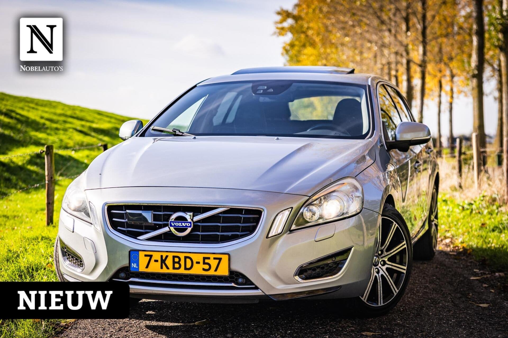 Volvo V60 2.4 D6 AWD Plug-In Hybrid Pure Limited |Nap |Pano, Auto's, Automaat, Euro 5, Met garantie (alle), 1848 kg