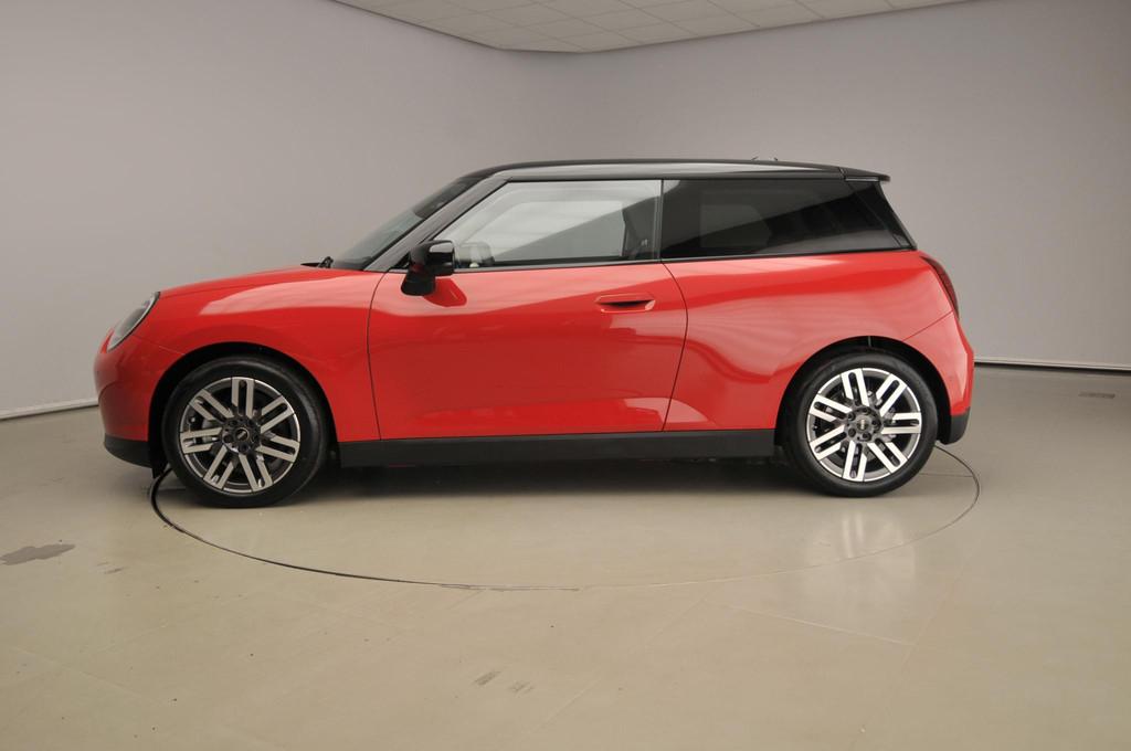 MINI 3-deurs Cooper E Classic Trim / Package L /Panoramadak, Auto's, Mini, Gebruikt, 300 km, 41 kWh, 4 stoelen