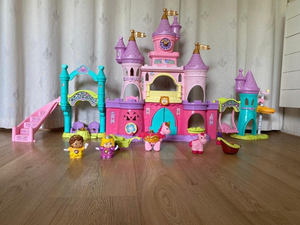 Vtech Vrolijke vriendjes Magische Koninkrijk Kasteel geluid, Ophalen, Zo goed als nieuw, 2 tot 4 jaar