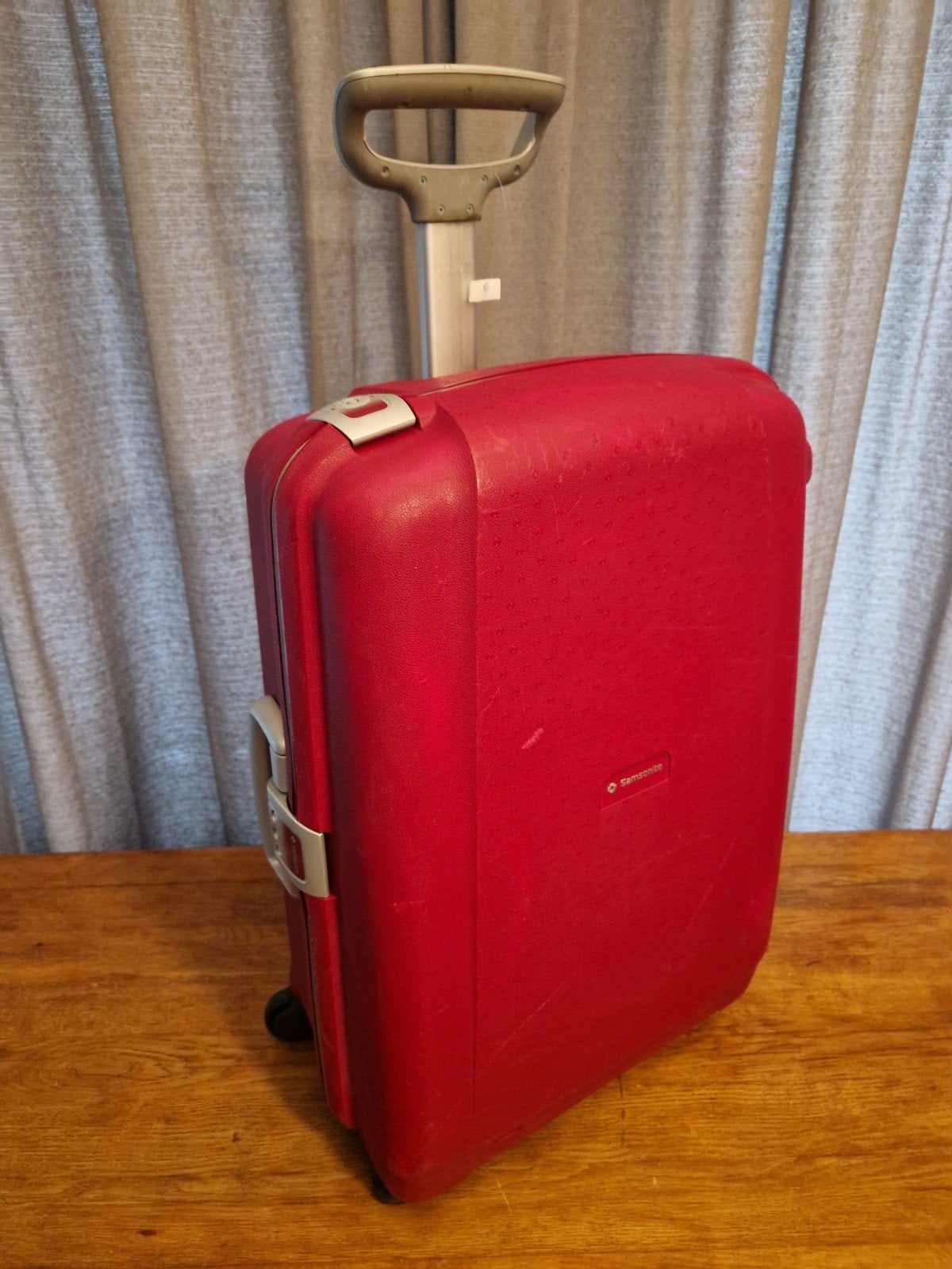Samsonite Spinner koffer, zonder slot, Sieraden, Tassen en Uiterlijk, Koffers, Gebruikt, Hard kunststof, Samsonite, Slot