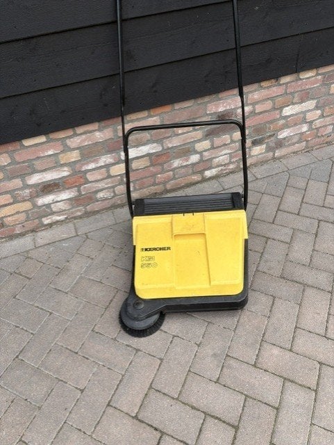 Karcher handveeg machine, Ophalen, Gebruikt, Bezem, Kärcher