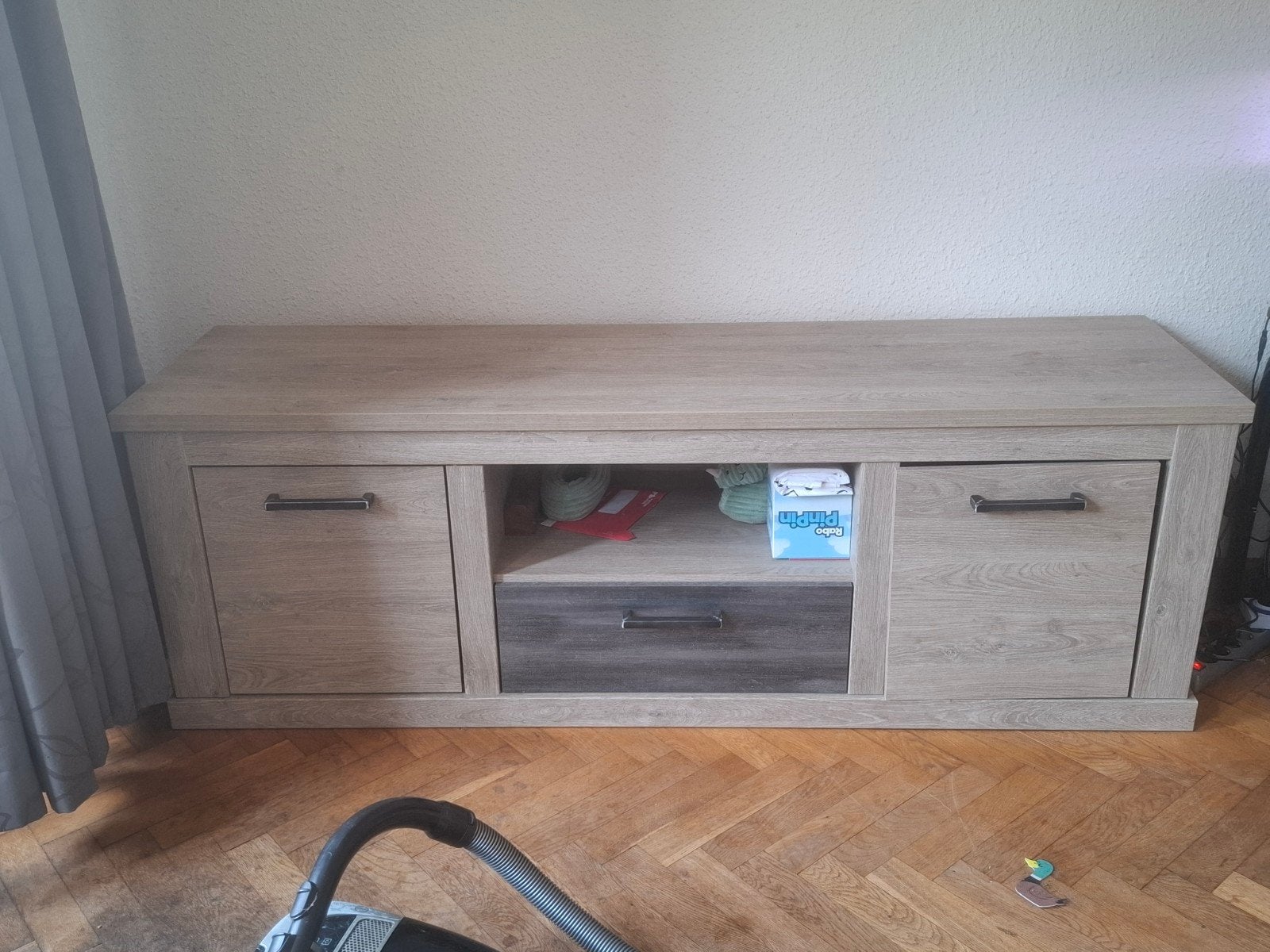 Tv kast, Ophalen of Verzenden