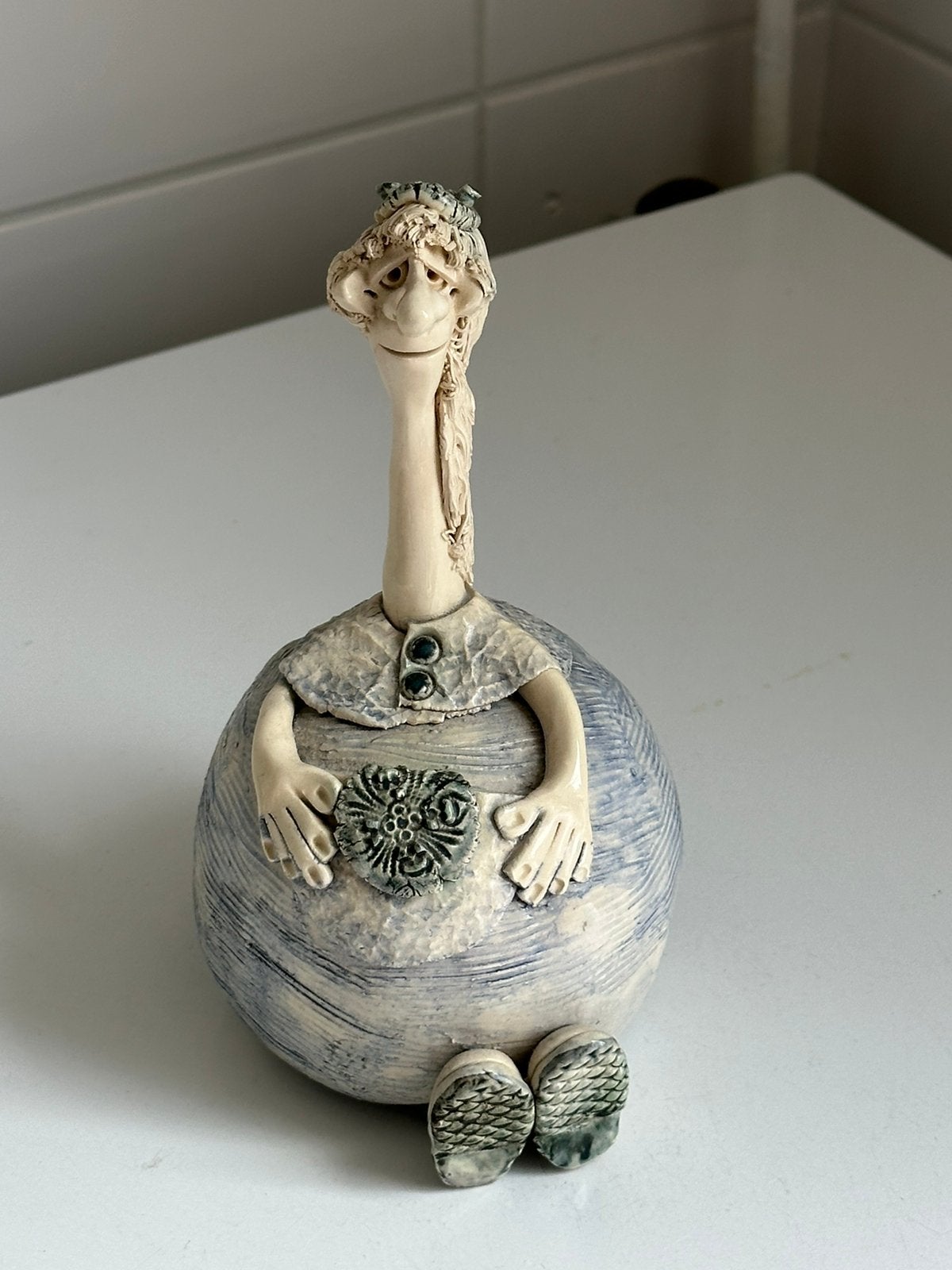 Beeld van een vrouw met lange nek, Ophalen of Verzenden, Zo goed als nieuw