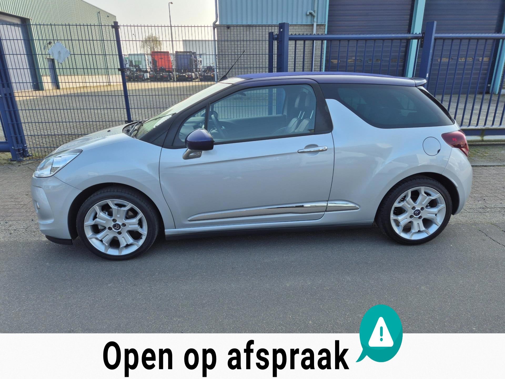 Citroen DS3 Cabrio 1.6 Sport *153.149 KM*LEER*NAVI*17 INCH, Auto's, Voorwielaandrijving, Gebruikt, Cabriolet, 49 €/maand