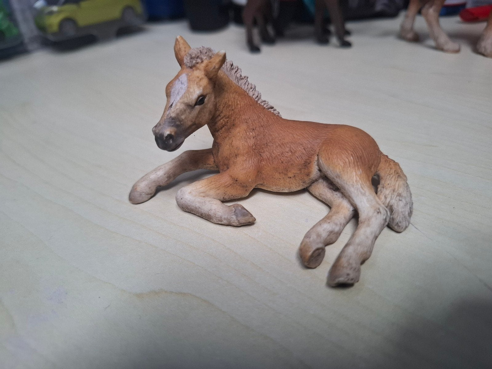 Schattig Schleich paardenveulen - Liggend, Ophalen of Verzenden