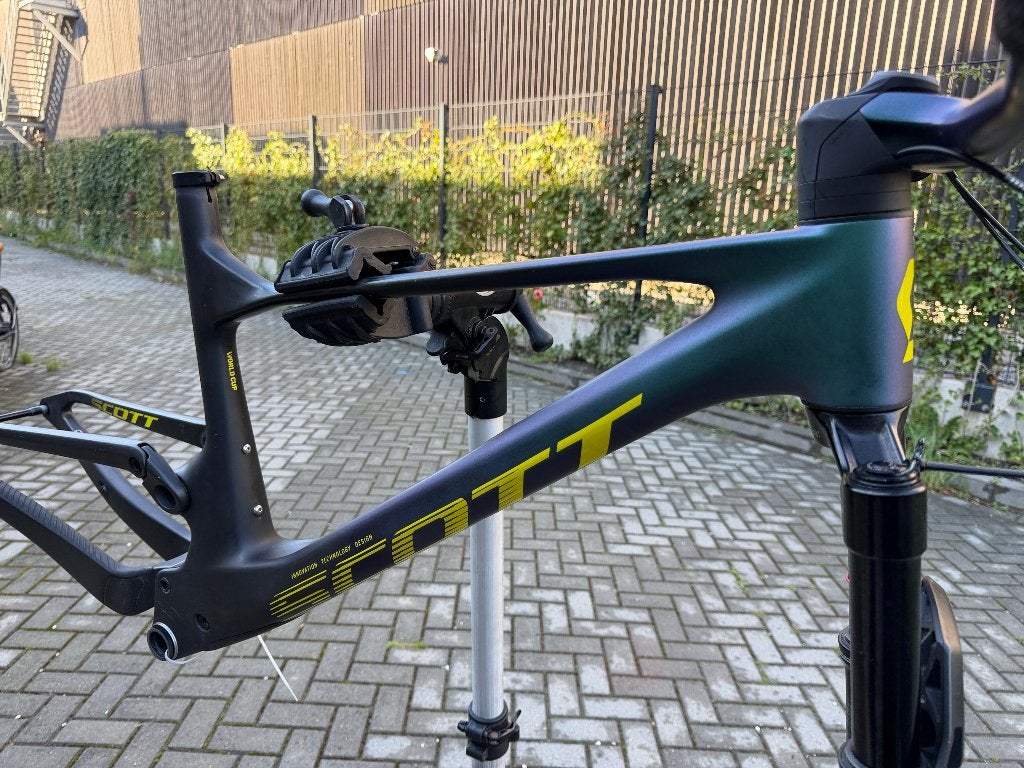 Scott Spark RC HMX frame (L), SID Ultimate, SID shock, cockp, Fietsen en Brommers, Fully, Zo goed als nieuw, Schijfrem, 53 tot 57 cm