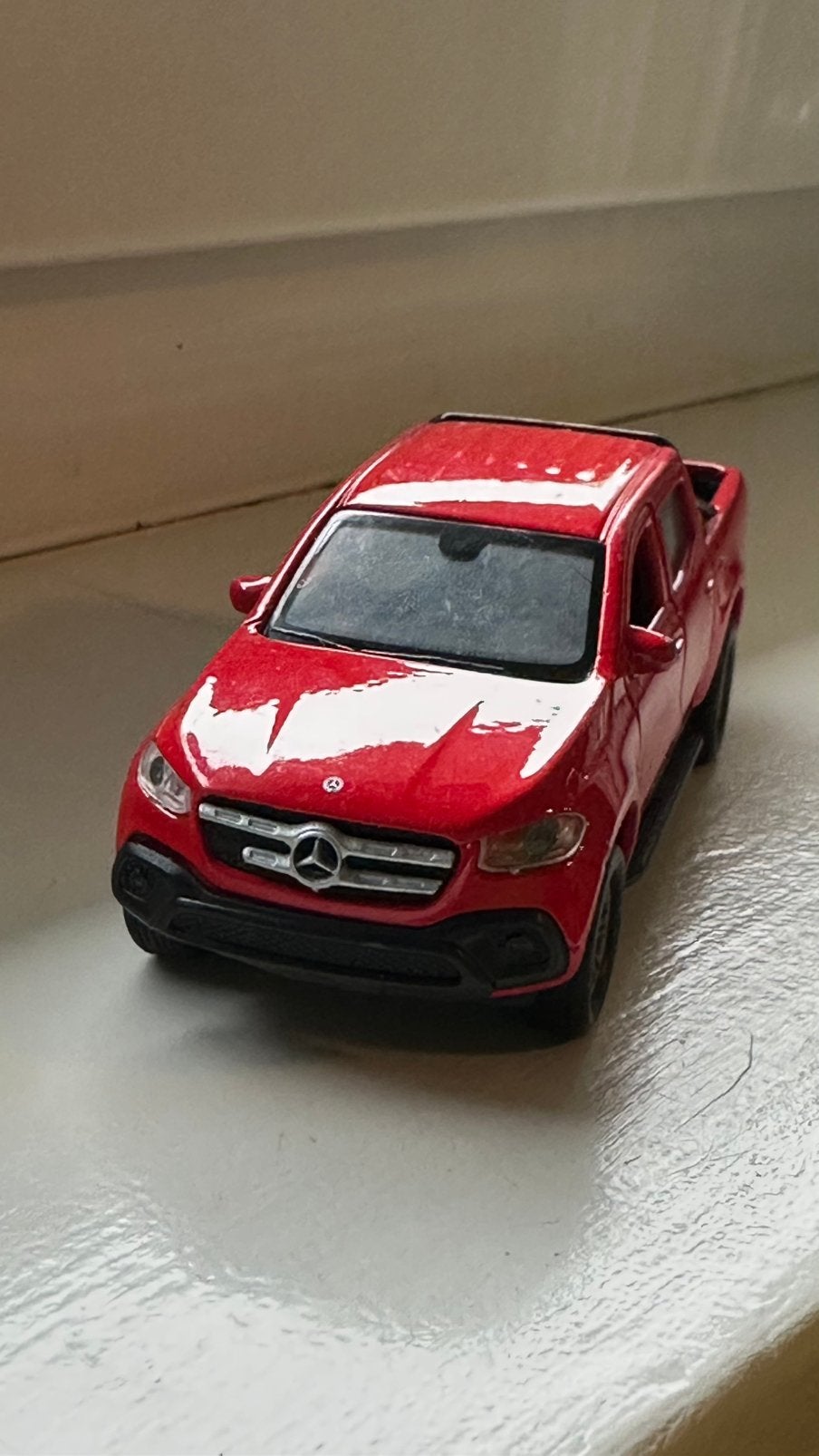 Welly Mercedes-Benz X-Class Pickup – Red, Hobby en Vrije tijd, Modelauto's | 1:24, Ophalen, Gebruikt, Welly