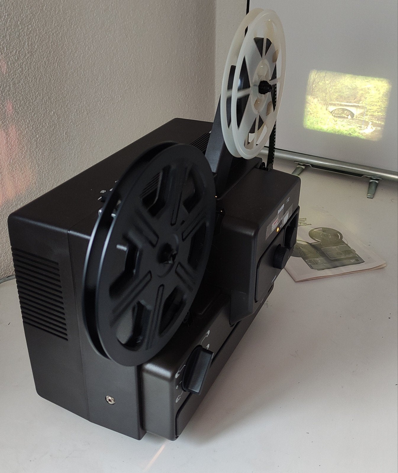 BAUER T82 FILMPROJECTOR voor de SUPER 8 en DUBBEL 8 FILMS, Ophalen of Verzenden, 1980 tot heden, Overige typen
