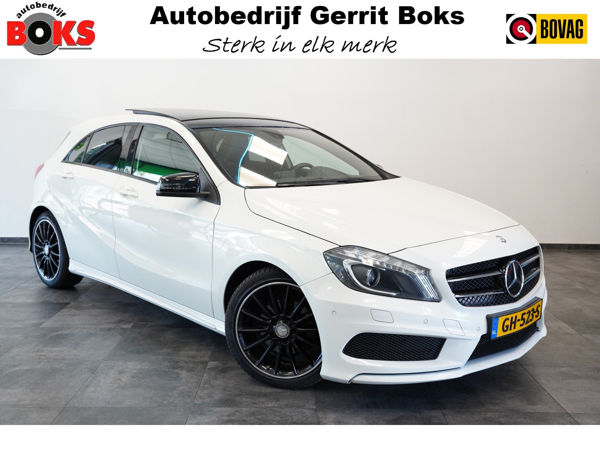 Mercedes-Benz A-Klasse 180 Ambition Navi Panoramadak PDC NAP, Auto's, Stof, Gebruikt, 4 cilinders, 19 km/l
