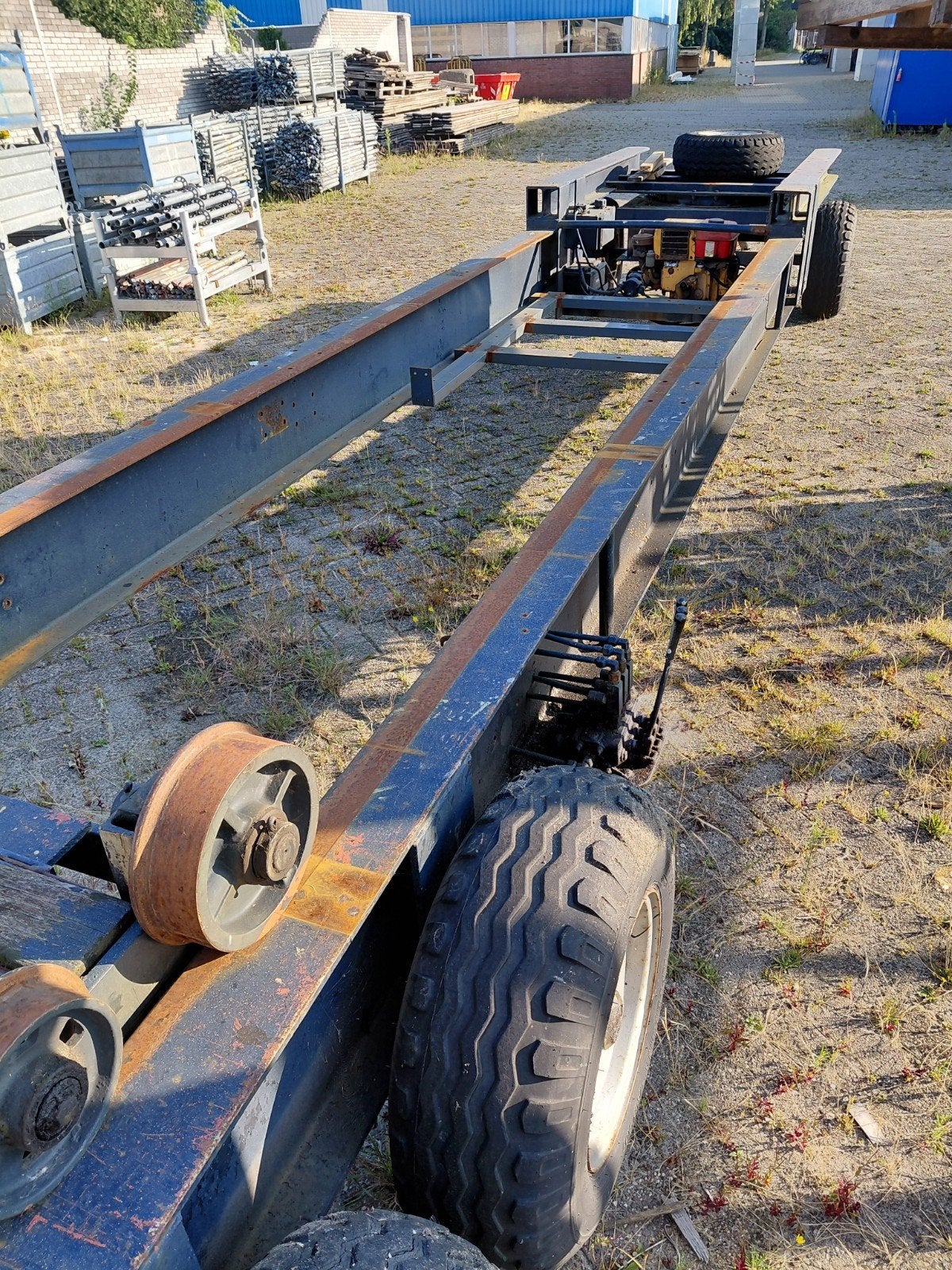 Zware boot trailer, Ophalen