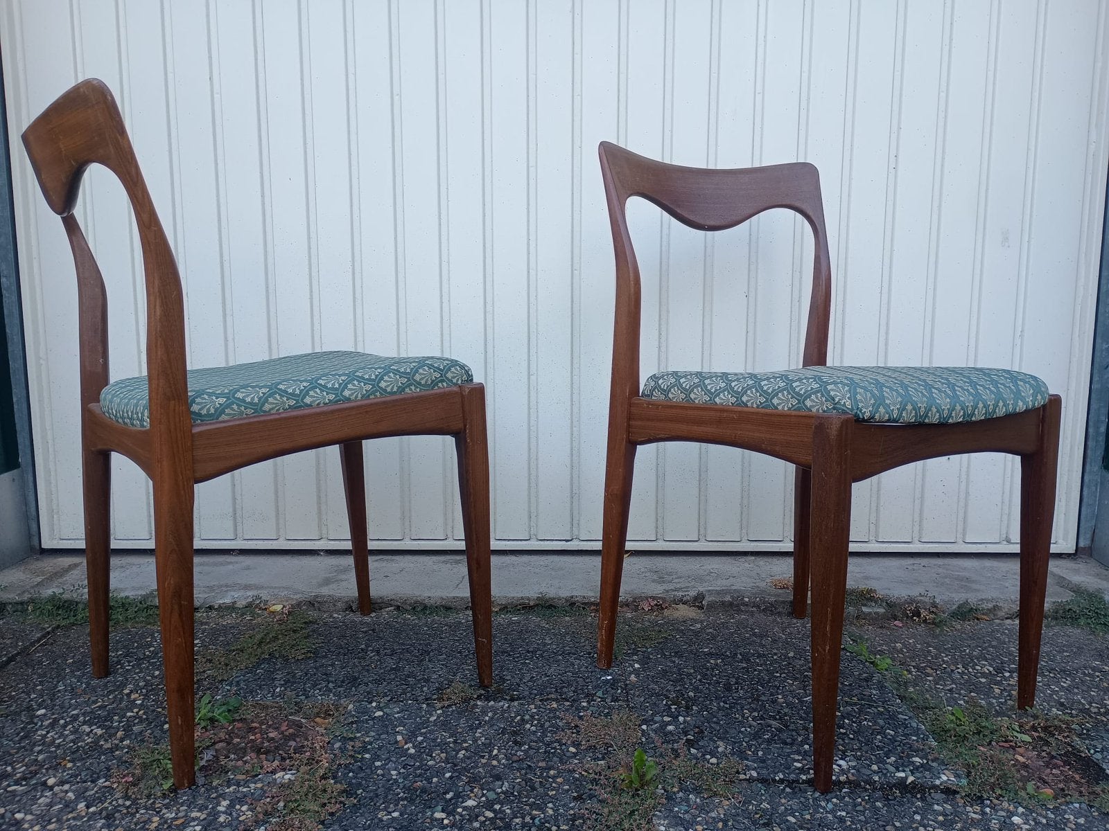4 vintage stoelen deens design, Ophalen, Gebruikt