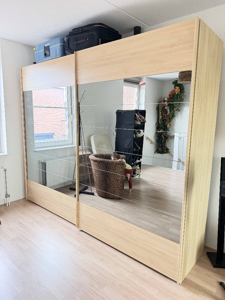 Kast met spiegel 2.80m, Huis en Inrichting, Ophalen, 200 cm of meer, Zo goed als nieuw, 200 cm of meer