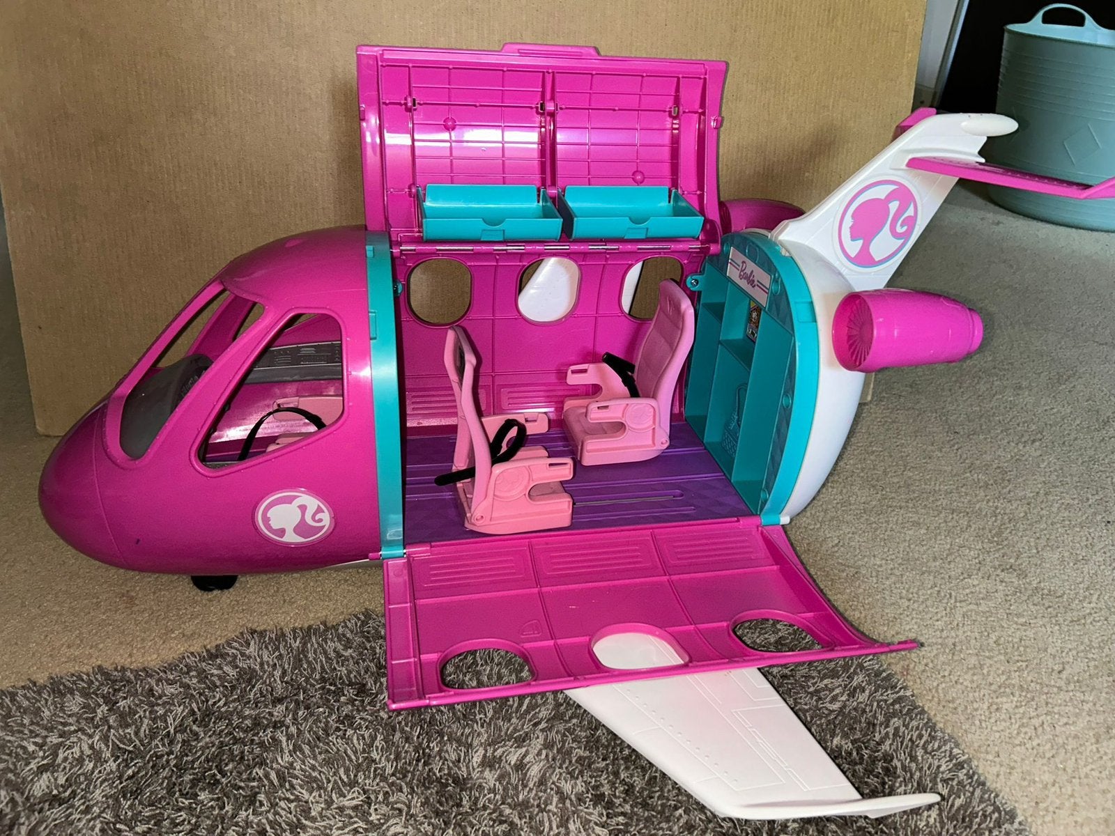 Vliegtuig met 3 barbies, Ophalen of Verzenden, Gebruikt, Toebehoren