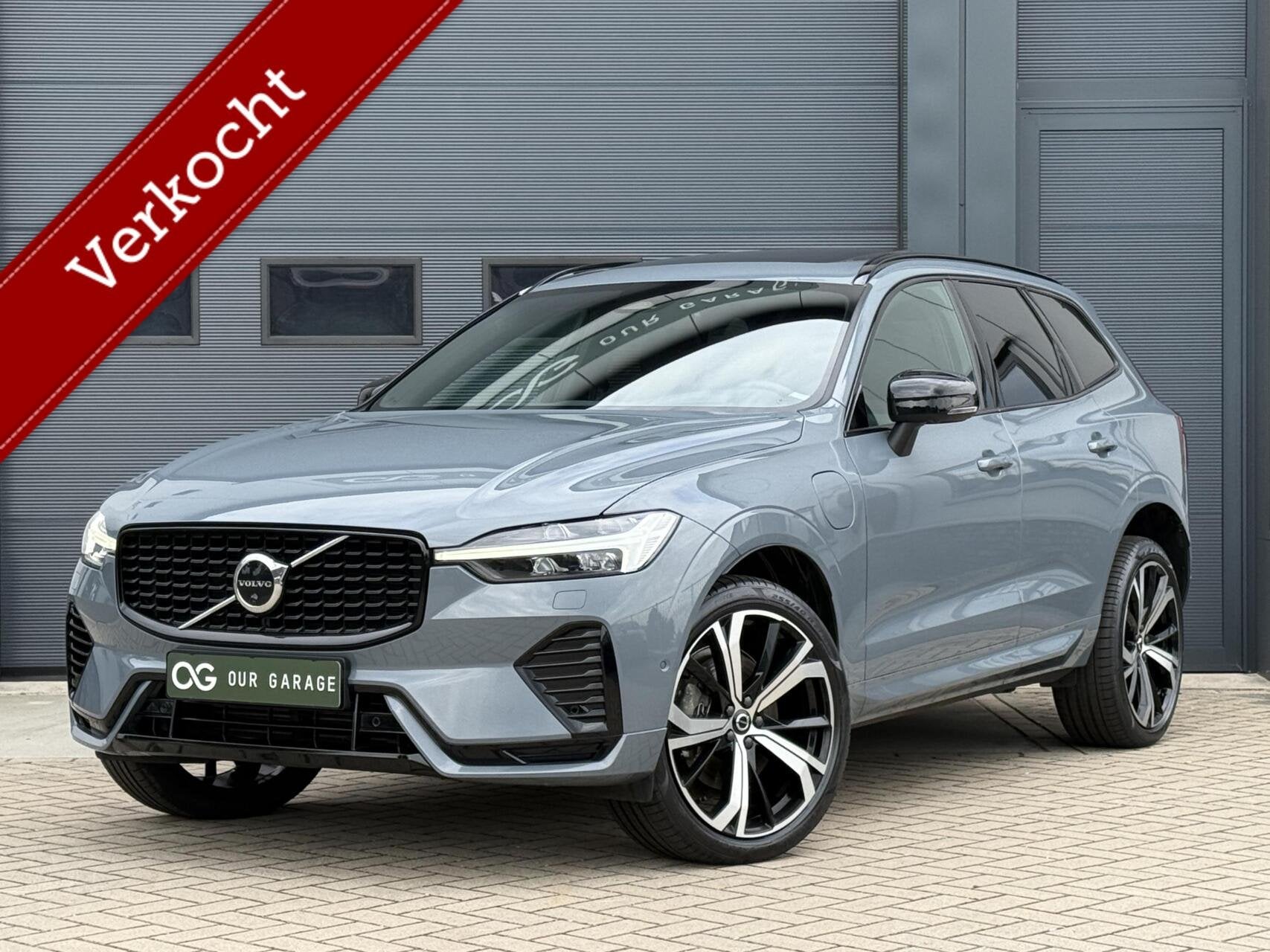 Volvo XC60 T8 Plug-in Ultimate Dark|Lucht|360|Head Up|Pano|A, Auto's, Automaat, Dealer onderhouden, Gebruikt, 4 cilinders