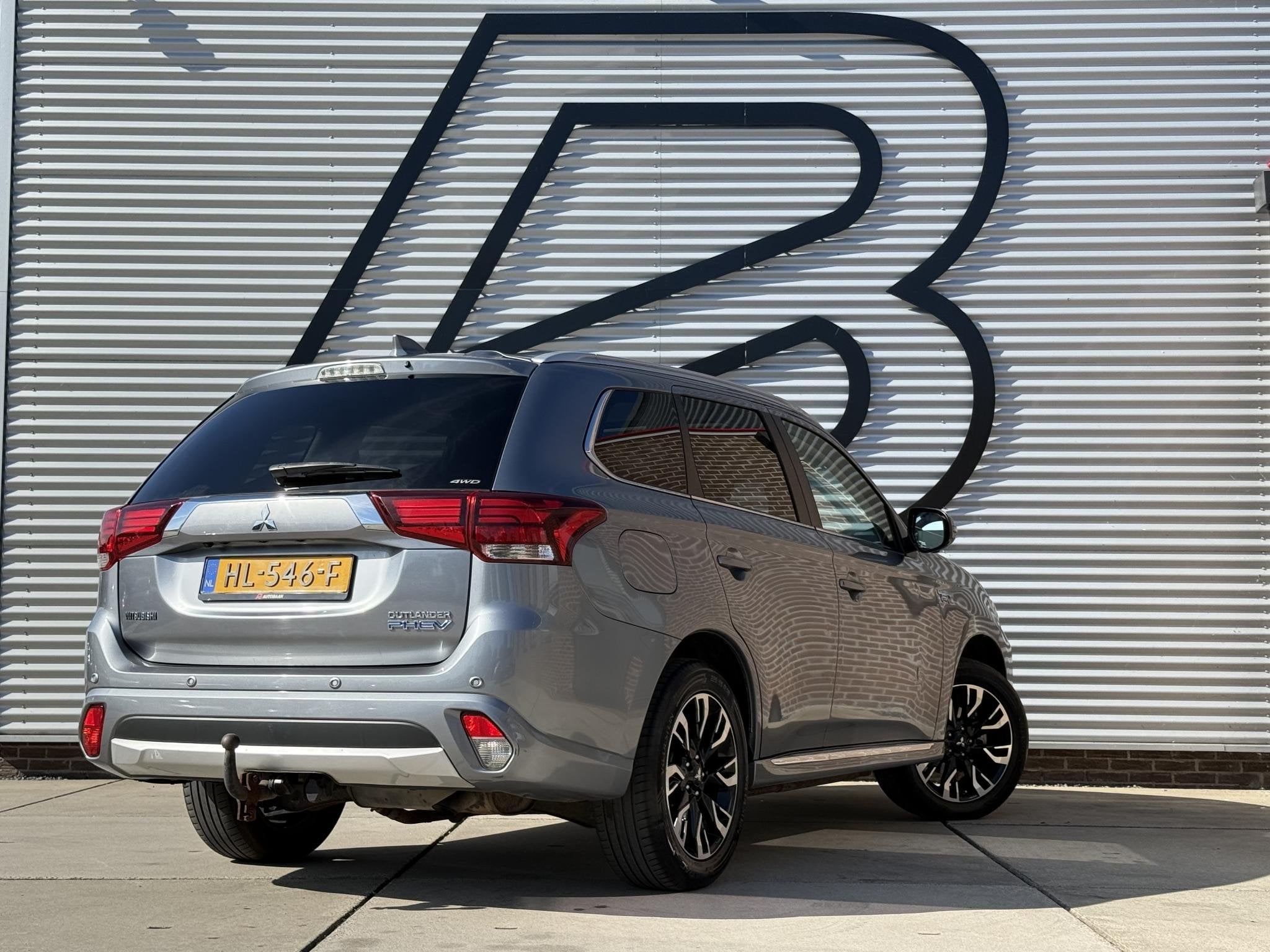 Mitsubishi Outlander 2.0 PHEV instyle+ 1e Eigenaar|Navi|Open, Auto's, 1998 cc, Euro 6, 4 cilinders, 1820 kg