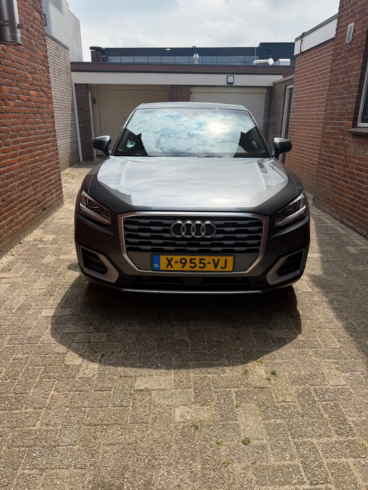Audi Q2 1.4 Tfsi 150pk S Tronic 2018 Grijs, Auto's, Q2, 4 cilinders, 1395 cc, 19 km/l