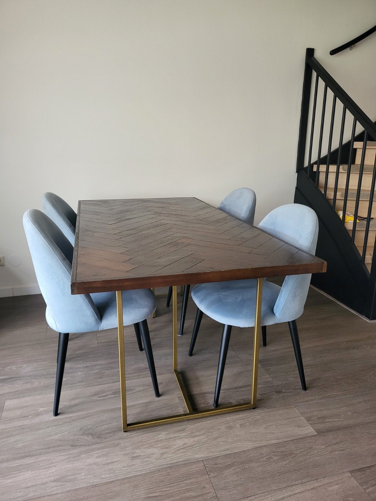 Eettafel, salontafel en 4 Westwing Rachel eetstoelen, Ophalen, Gebruikt, Vier
