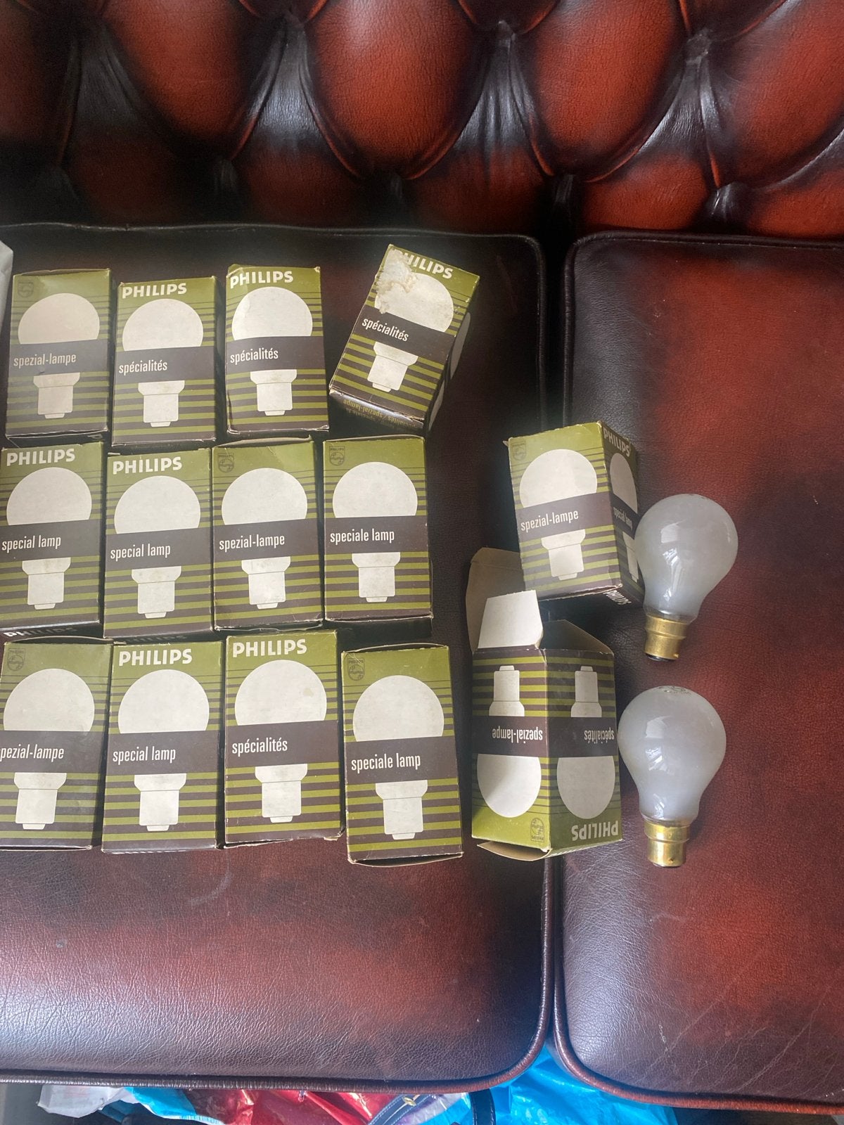 Philips Matte 60W B22 Bajonet Gloeilampen (Nieuw), Huis en Inrichting, Lampen | Losse lampen, Philips, B22 (Bajonetsluiting), Gloeilamp