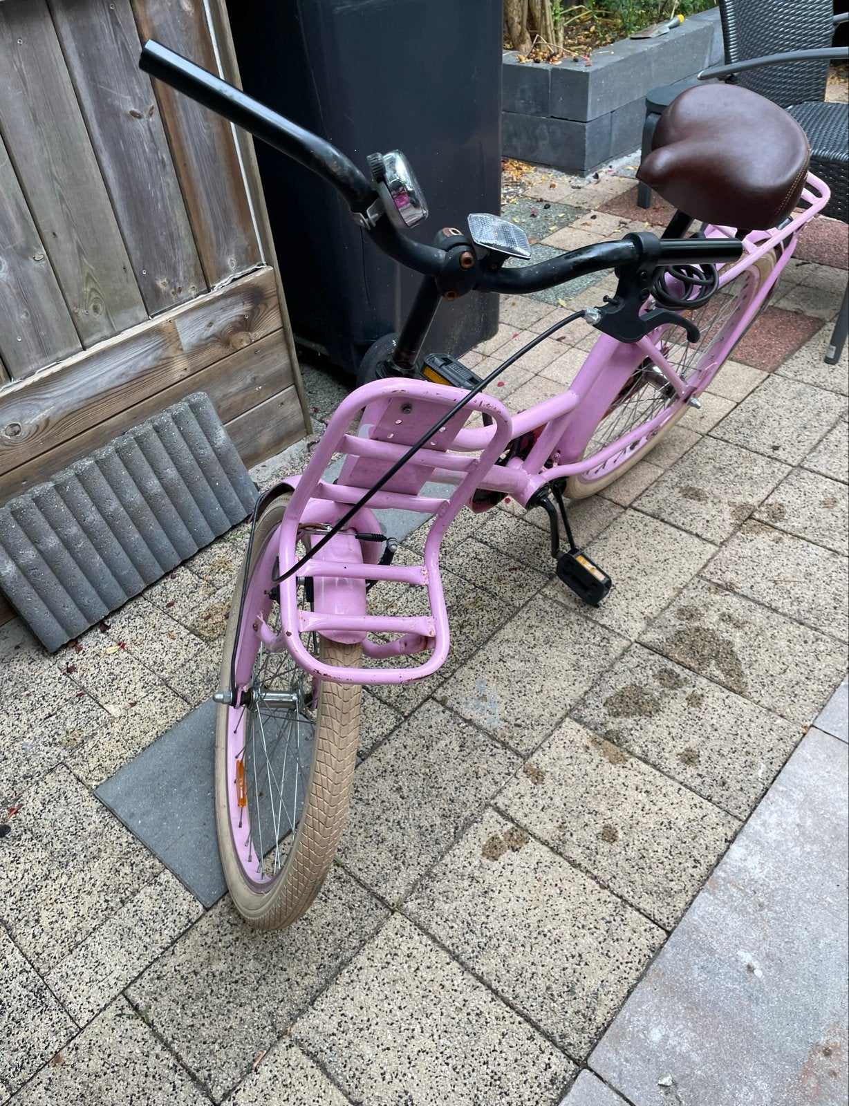 Roze kinderfiets met voordrager en terugtraprem, Ophalen, Gebruikt, Terugtraprem, 20 inch