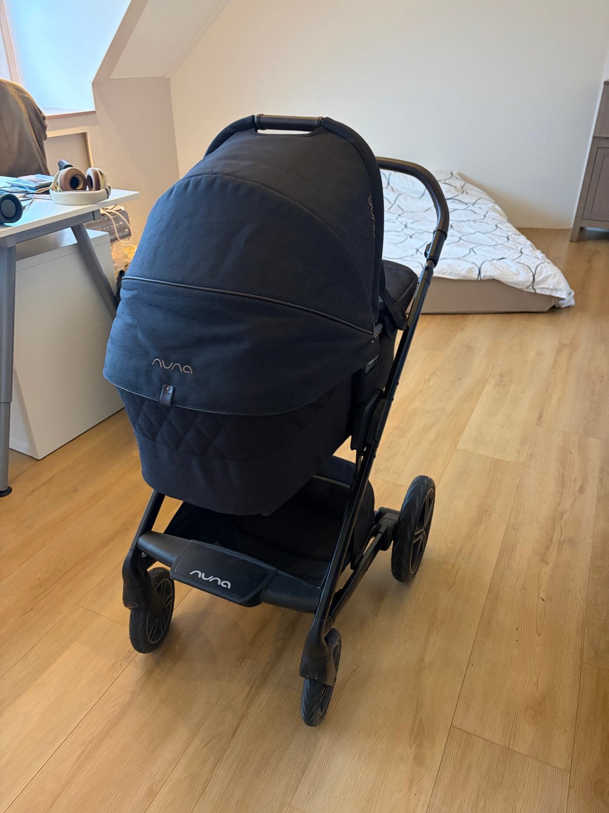 Nuna Mixx Next kinderwagen met reiswieg en kinderzitje, Kinderen en Baby's, Zo goed als nieuw, Combiwagen, Met autostoeltje, Ophalen