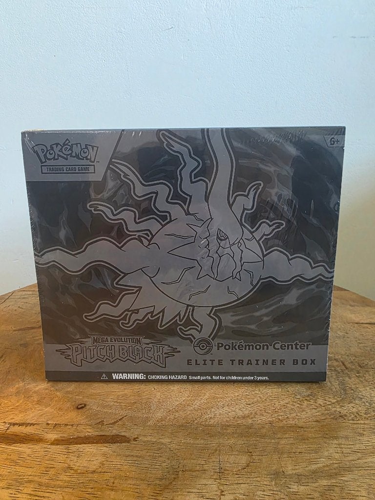 Black Pitch Pokemon Center Elite Trainer Box, Ophalen of Verzenden, Nieuw, Boosterbox, Foil