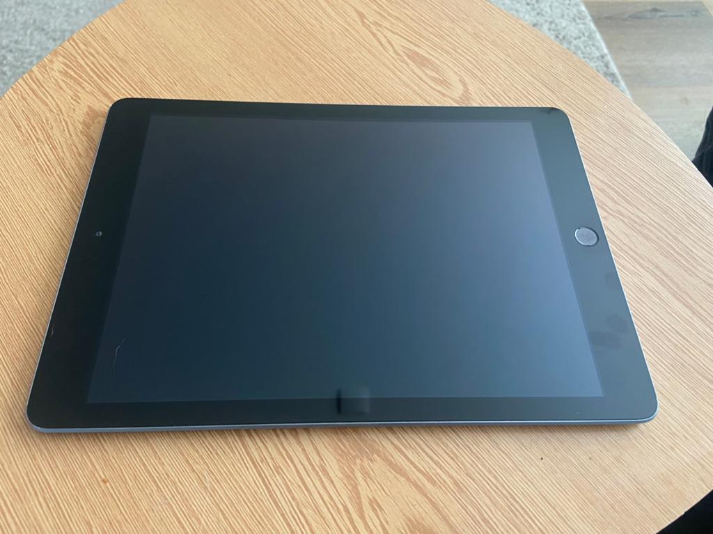 Ipad 6, 32GB, Ophalen of Verzenden, Gebruikt, 10 inch, 32 GB
