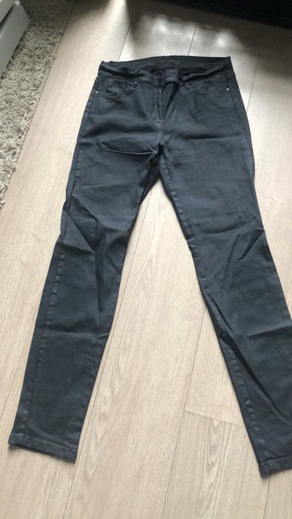 Jeans spijkerbroek maat 42 free to brax more, Kleding | Dames, Spijkerbroeken en Jeans, Ophalen of Verzenden, Zo goed als nieuw