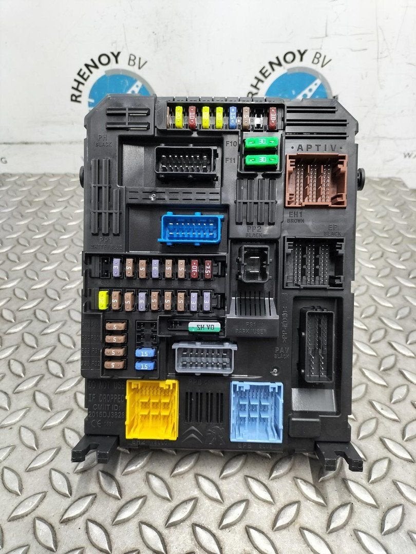 CITROEN C3 AIRCROSS A88 PURETECH110 ZEKERINGKAST 9832880680, Auto-onderdelen, Ophalen of Verzenden, Gebruikt, Stiba lid