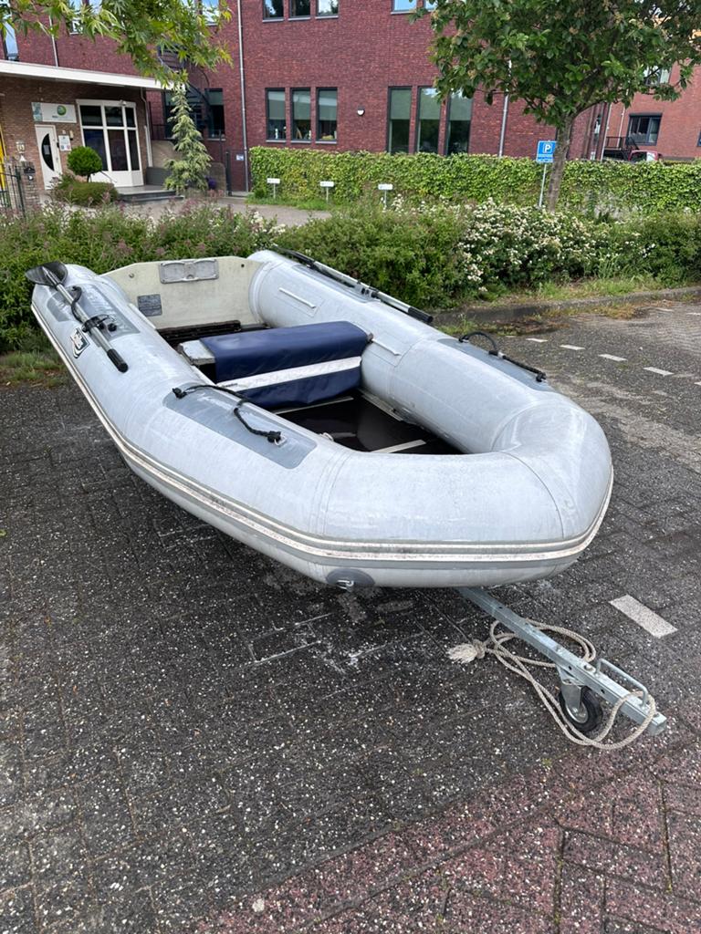 Achilles rubberboot 335cm + aluminium rib 350 cm - moet weg!, Watersport en Boten, 15 pk, Zo goed als nieuw, 2 m, Hout