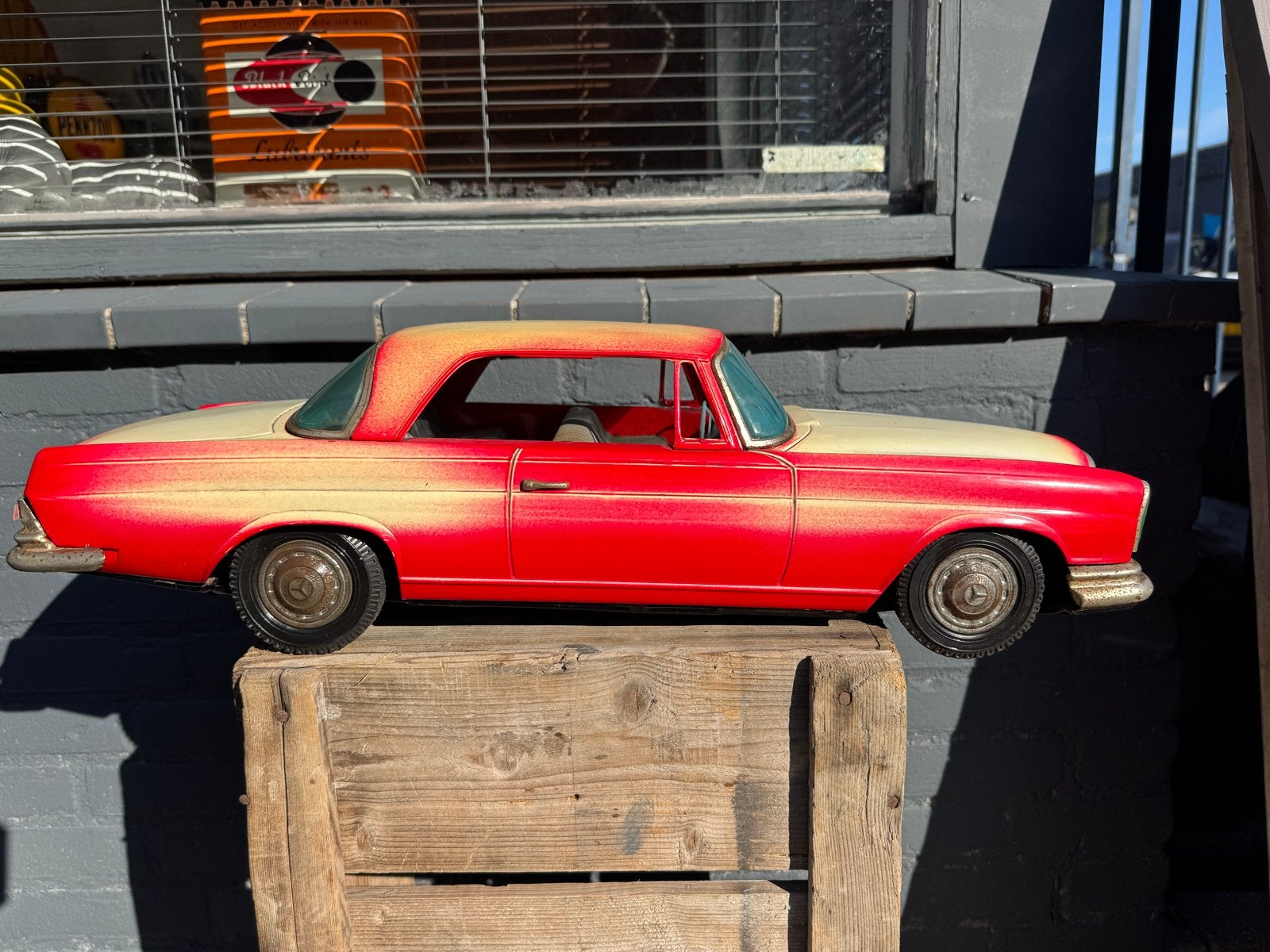 Vintage blikken speelgoedauto Mercedes-Benz - Made in Japan, Ophalen of Verzenden