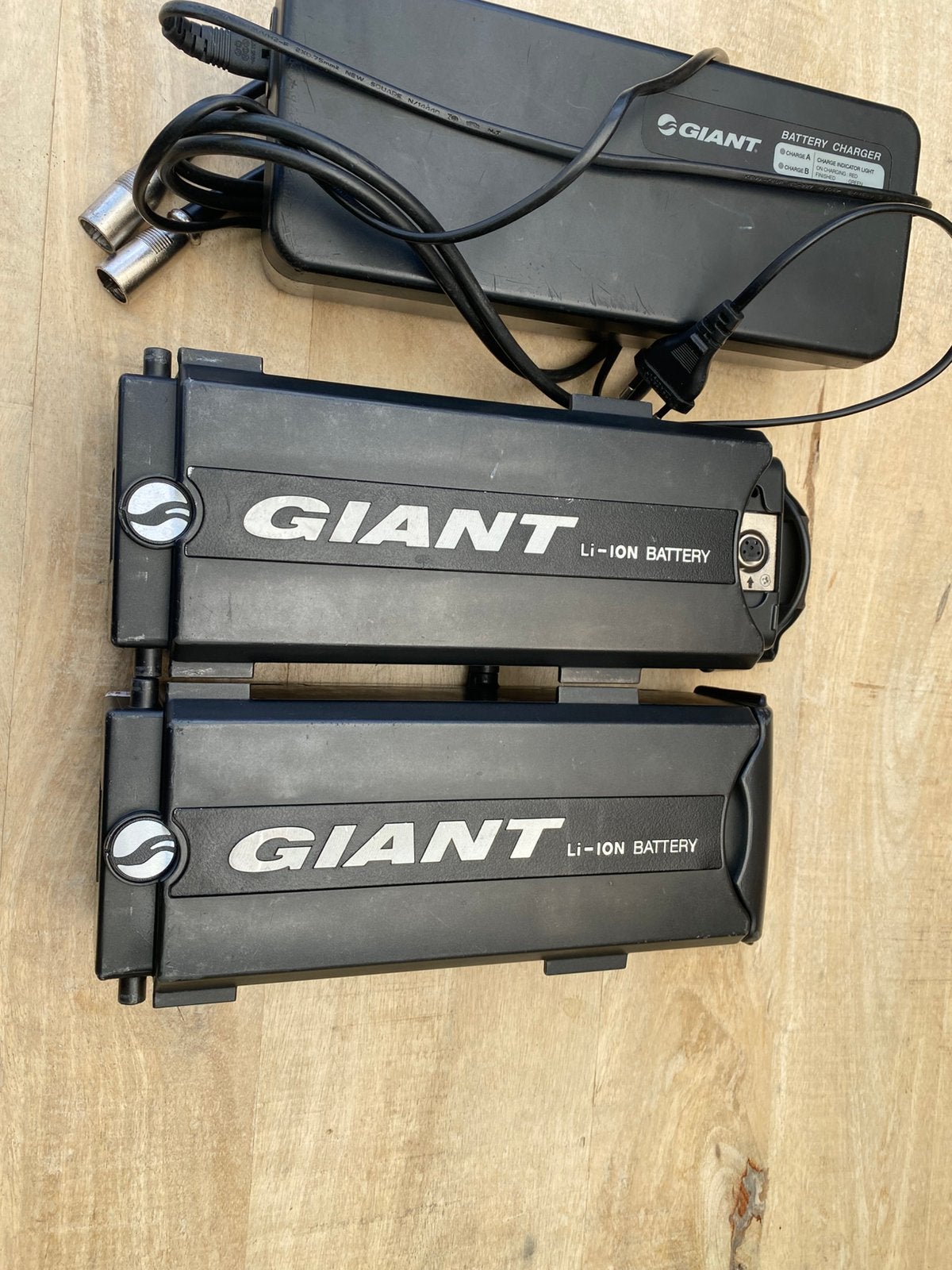 Giant Li-ion accu's 36 volt, Fietsen en Brommers, Fietsaccessoires | Fietsaccu's, Ophalen, Zo goed als nieuw