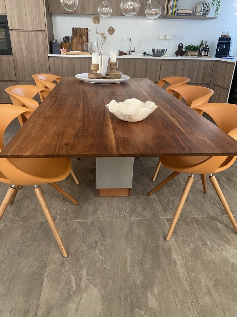 Prachtige uitschuifbare eettafel van Bert Plantagie