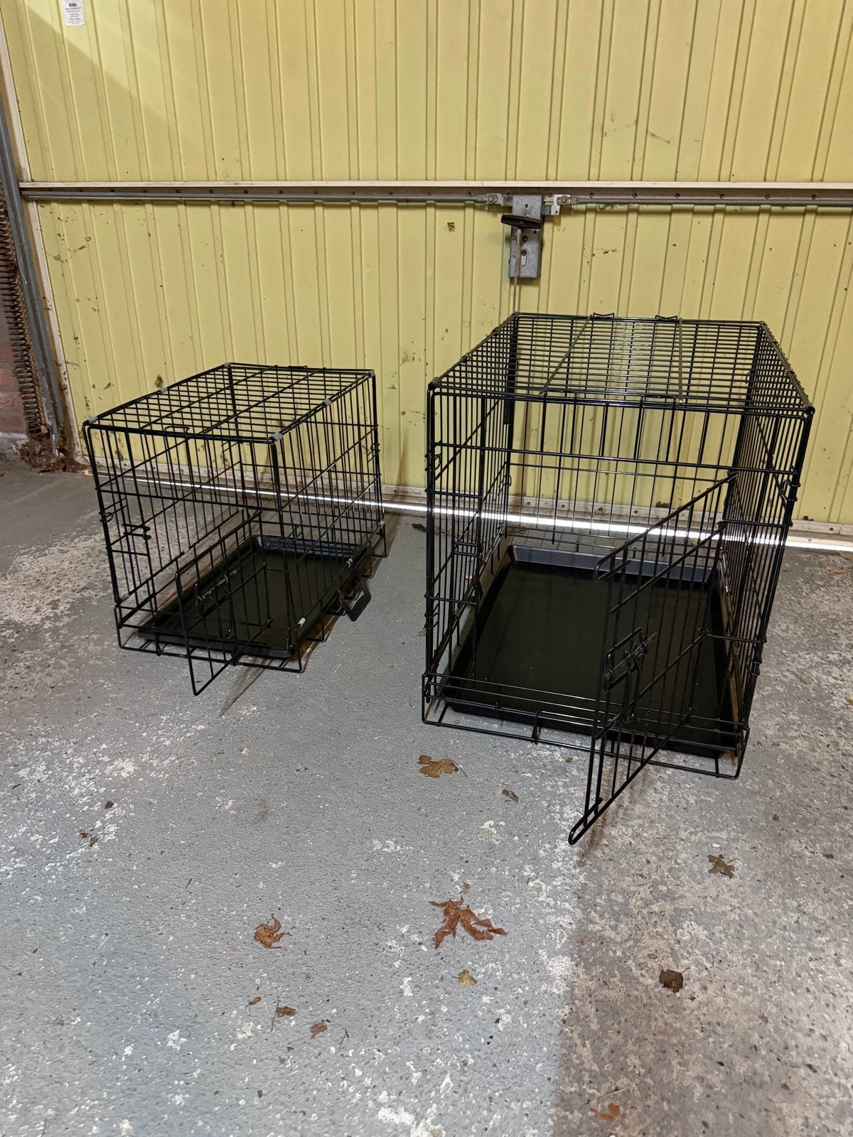 Honden bench 2 stuks klein en middel, Dieren en Toebehoren, Ophalen