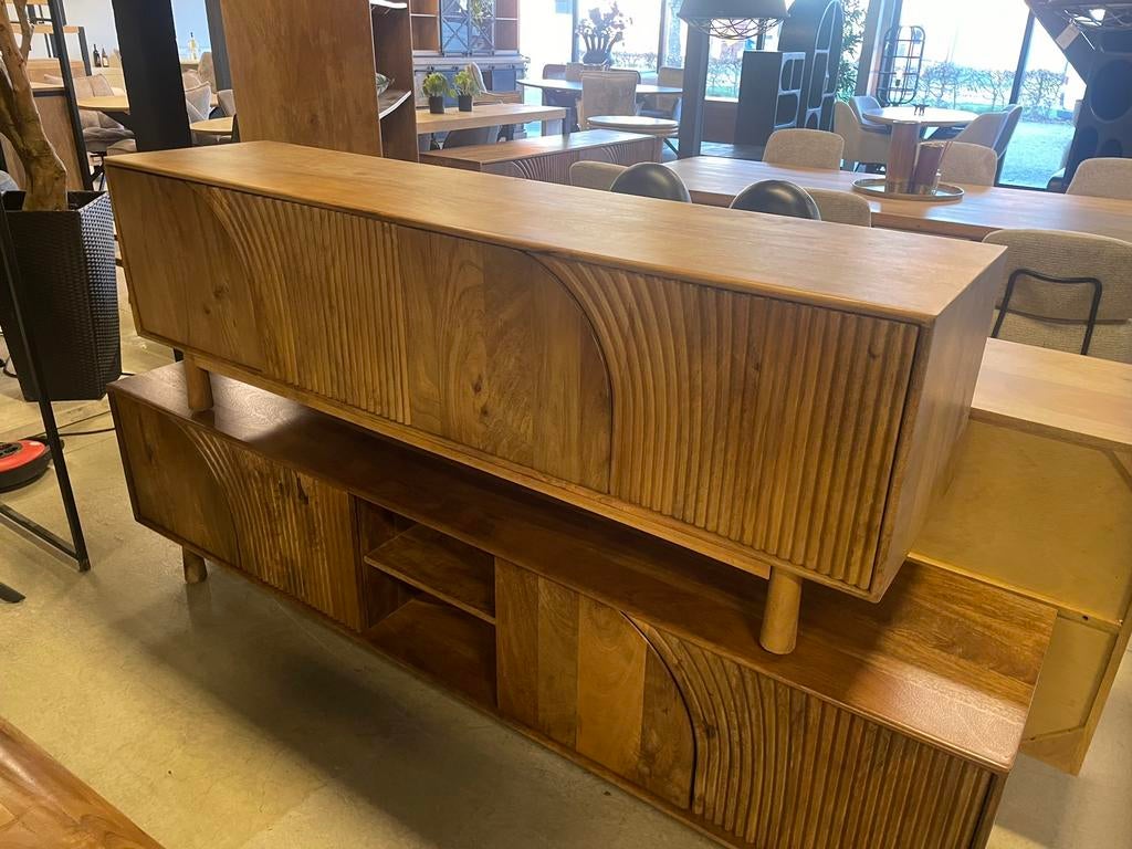 LEEGVERKOOP MANGO DESIGN HIT TV KAST 459 EURO BIJ CHEFMEUBEL, Overige materialen, 150 tot 200 cm, Nieuw, Ophalen of Verzenden
