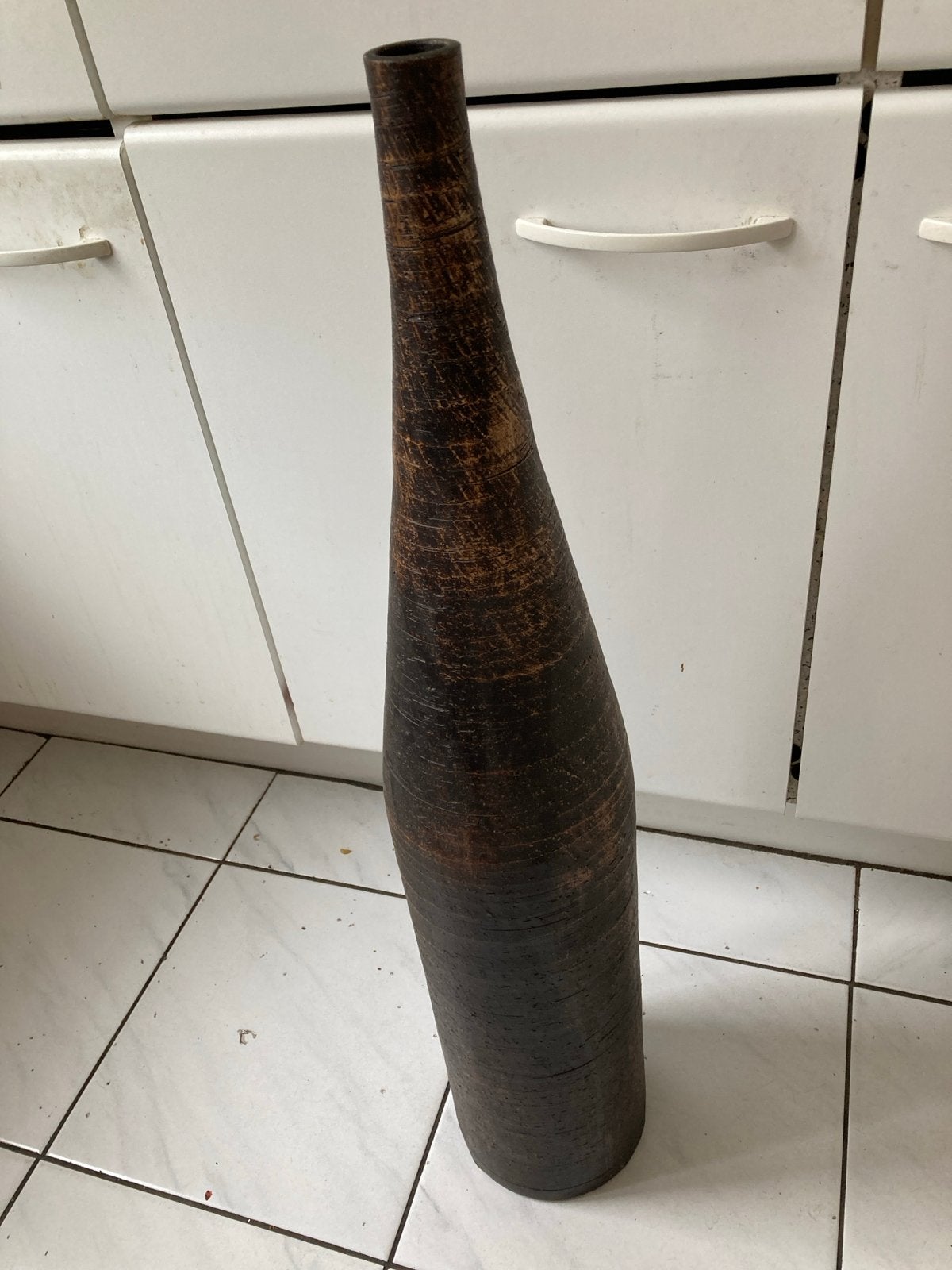 Hoge decoratieve  bronzen  ? vaas, donkerbruin, Ophalen of Verzenden