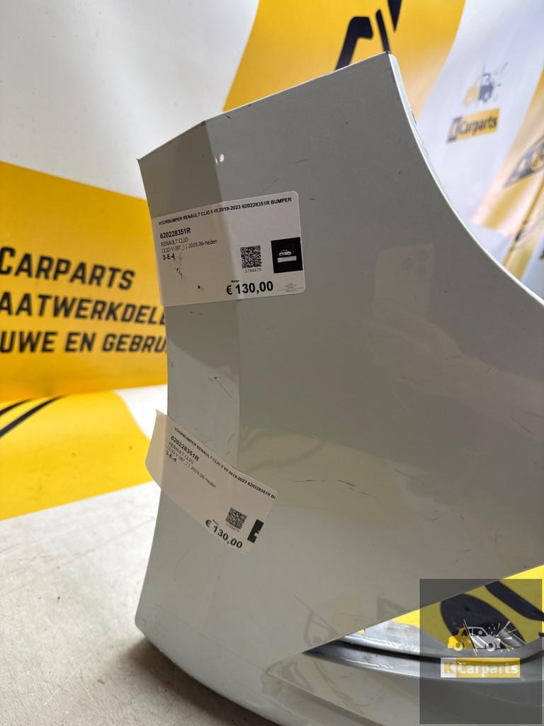 Voorbumper Renault Clio 5 VII 2019-2023 620228351R bumper, Auto-onderdelen, Info@fabrikant.eu, Ophalen of Verzenden, Bumper, Fabrikant BV
