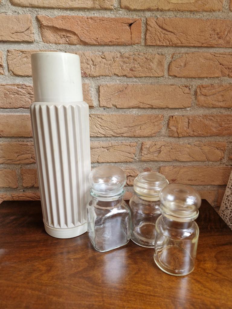 Vintage Thermoskan + Glazen Potjes Set Retro, Huis en Inrichting, Woonaccessoires | Kandelaars en Kaarsen, Gebruikt, Minder dan 25 cm