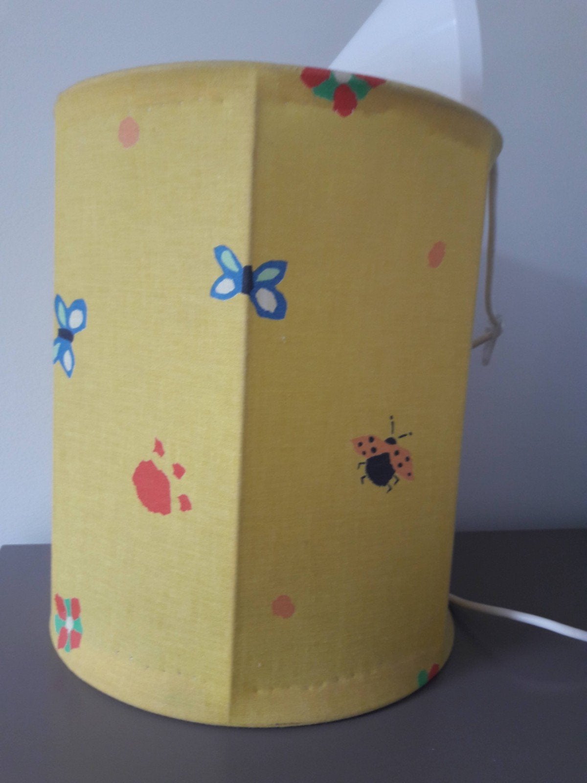 Vrolijke lamp hanglamp kinderlamp hoogte 28 cm doorsnede 25, Ophalen of Verzenden