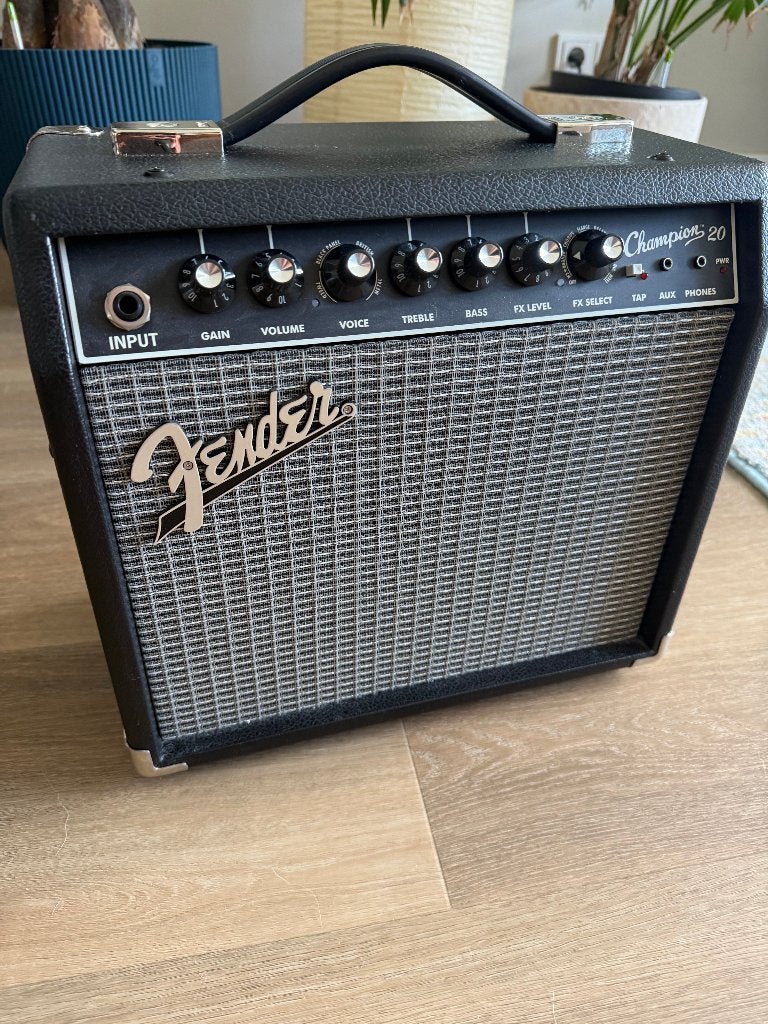 Fender champion 20, Muziek en Instrumenten, Versterkers | Bas en Gitaar, Ophalen of Verzenden, Zo goed als nieuw, Gitaar, Minder dan 50 watt
