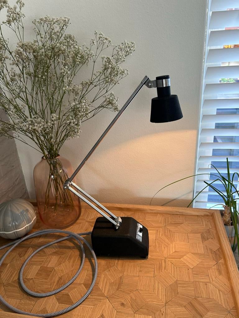 Verstelbare Bureau Lamp - Zwart met Chroom, Ophalen of Verzenden, Zo goed als nieuw, Metaal, Minder dan 50 cm