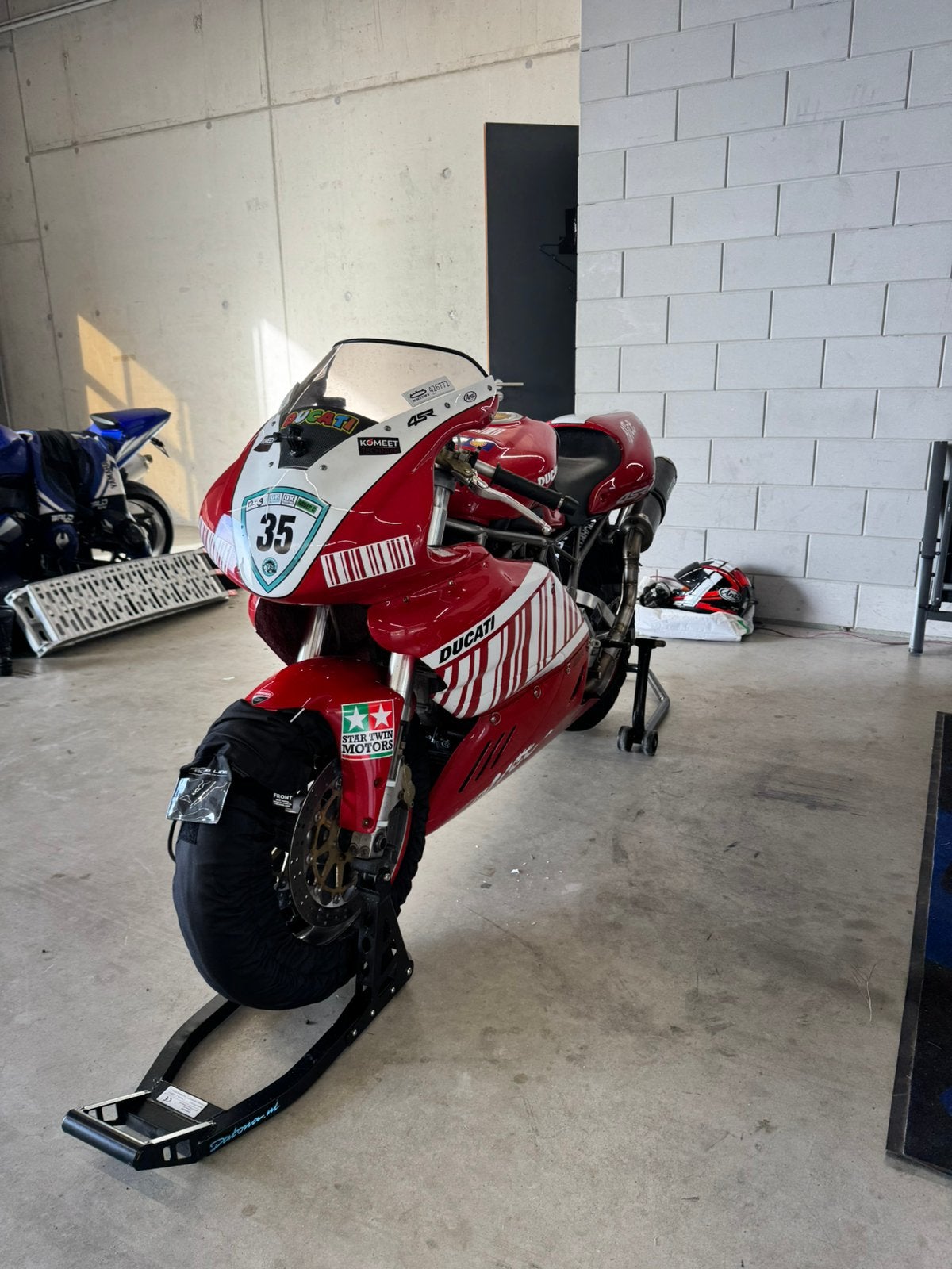 Ducati 900SS i.e. Circuit Racer, Motoren, 2 cilinders, Gebruikt, 900 cc, Super Sport