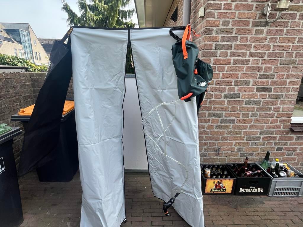 James Baroud douchetent met Quechua campingdouche 8L, Caravans en Kamperen, Ophalen of Verzenden, Zo goed als nieuw