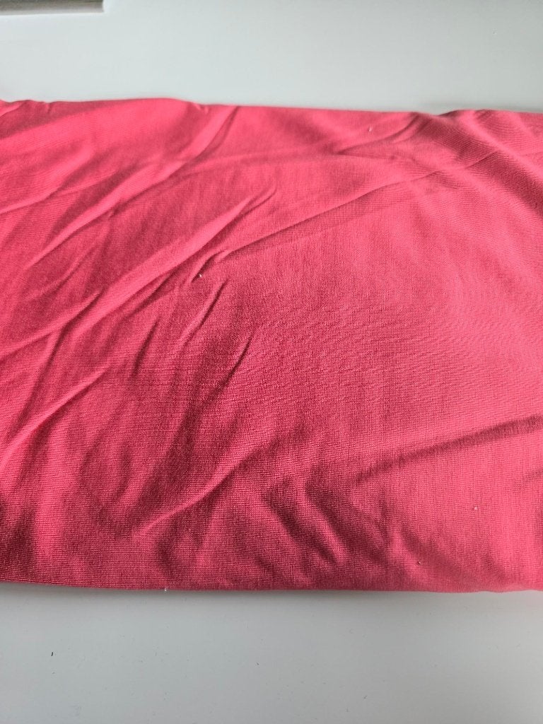 tricot viscose zalm (114), Overige materialen, Overige kleuren, Verzenden, 120 cm of meer