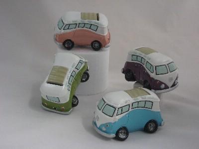 spaarpot autobus in paars blauw roze of groen, Verzamelen, Spaarpotten, Ophalen of Verzenden, Nieuw, Steen, Aardewerk of Keramiek