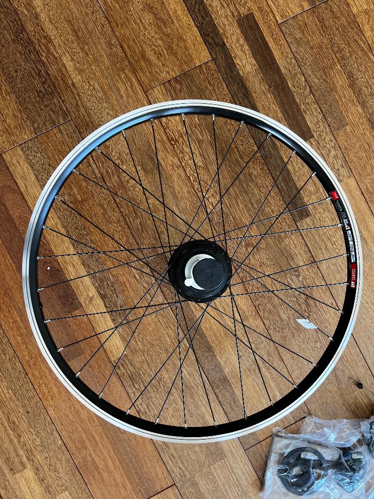 achterwiel 26 inch met alfine 11 versnellingen, Fietsen en Brommers, Fietsonderdelen, Aluminium, Ophalen, Wiel, Nieuw