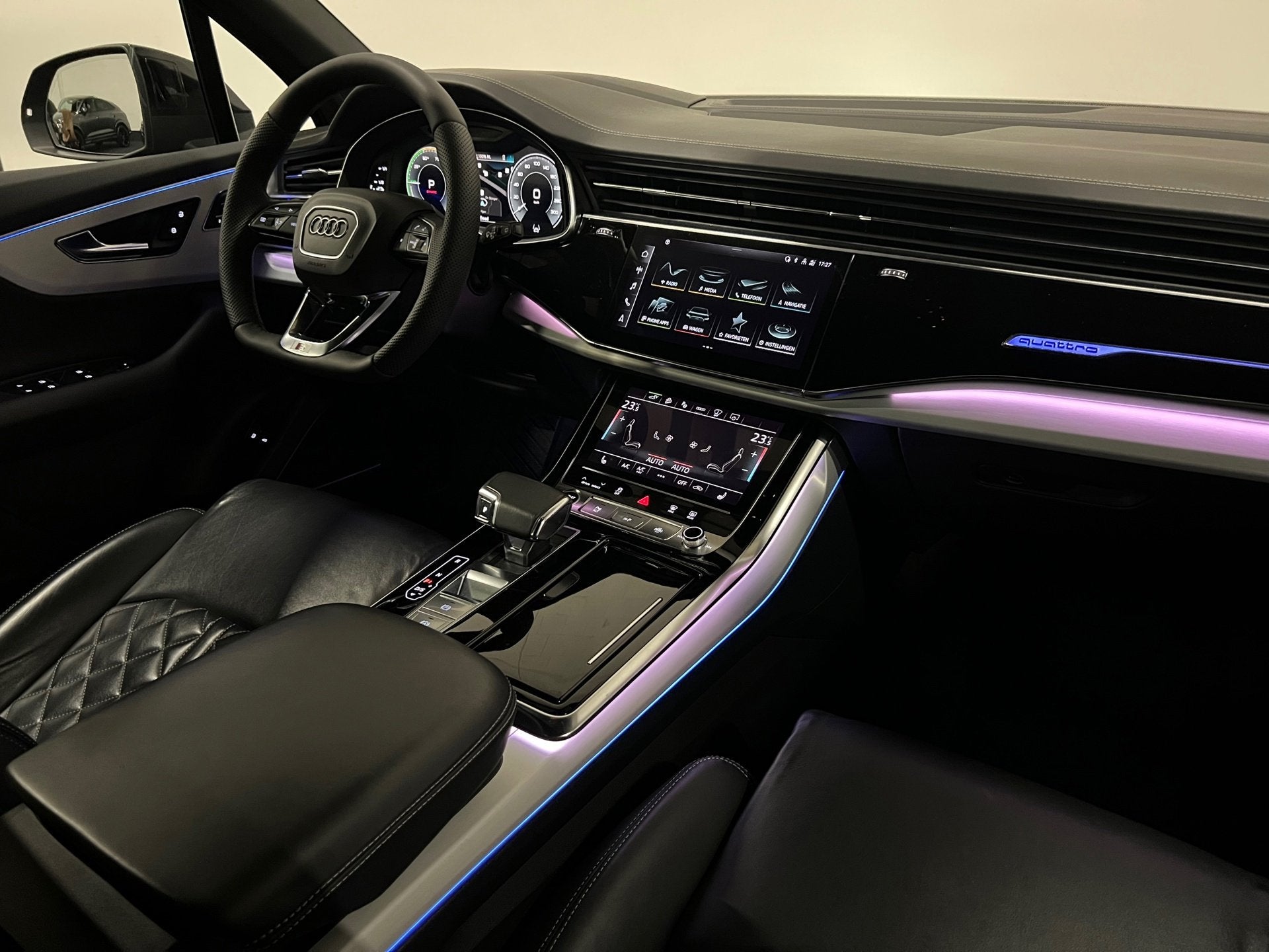 Audi Q7 55 TFSI e quattro Competition SQ7 RS Seats Pano 360, Auto's, Gebruikt, Zwart, 2995 cc, Zwart