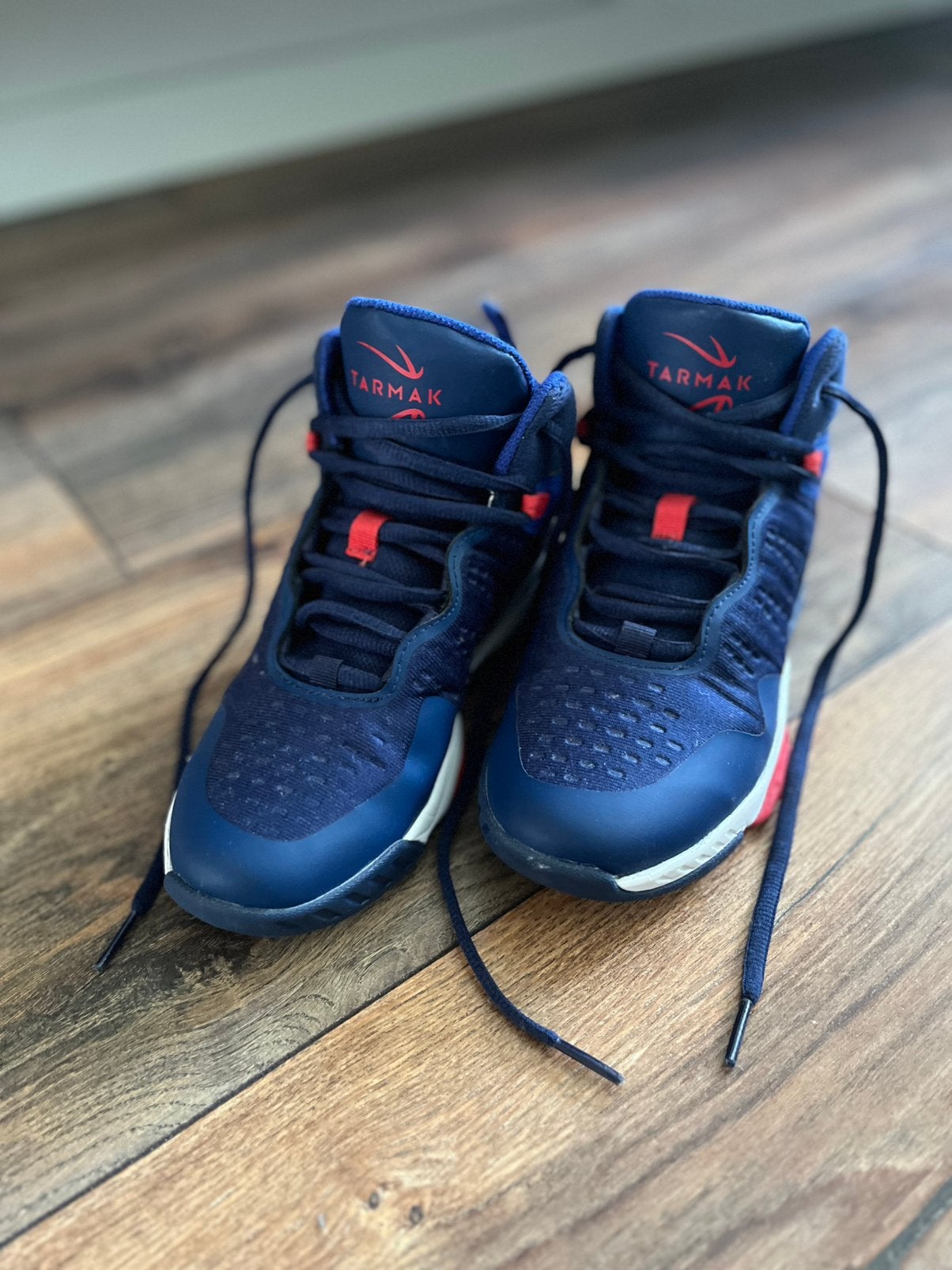 Smooth kids basketball shoes, size 35, Overige merken, Overige typen, Ophalen of Verzenden, Zo goed als nieuw