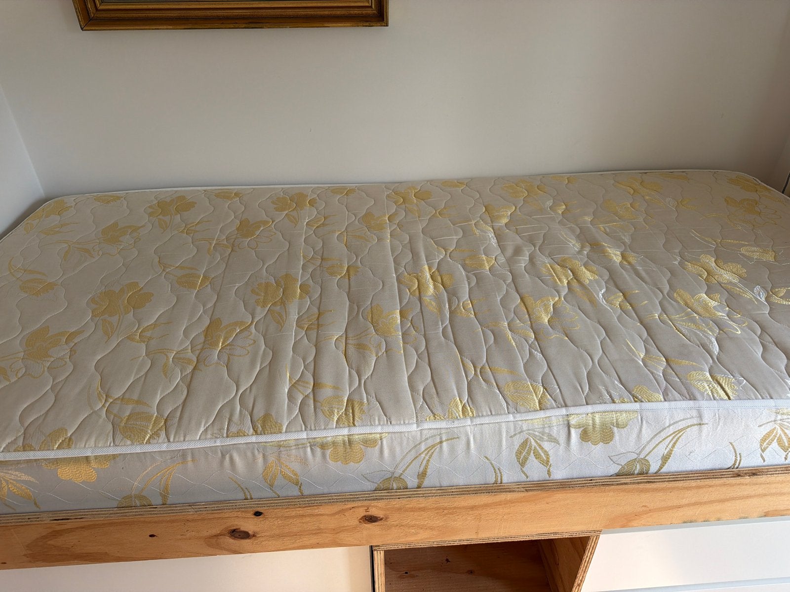 Kwaliteits binnenveringsmatras 90x190 cm - Schapenwol/Katoen, 90 cm, Eenpersoons, Zo goed als nieuw, Matras